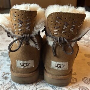 UGG Tan Boots with Cream Fleece